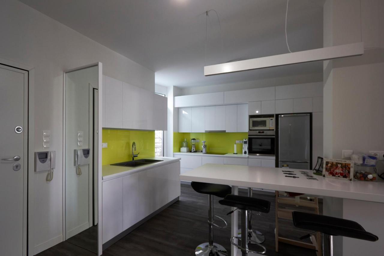 Fully Renovated, Family-Friendly Apartment, Next To A Huge Green Park, In Athens Center Atenas Exterior foto