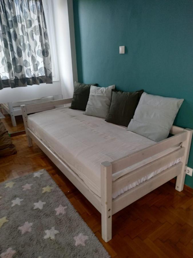 Fully Renovated, Family-Friendly Apartment, Next To A Huge Green Park, In Athens Center Atenas Exterior foto